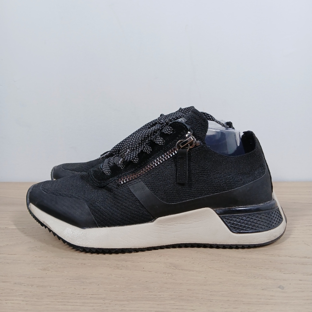 SNKR Project Black Knit Lace-Up Low Top Sneakers with Side Zipper 746
